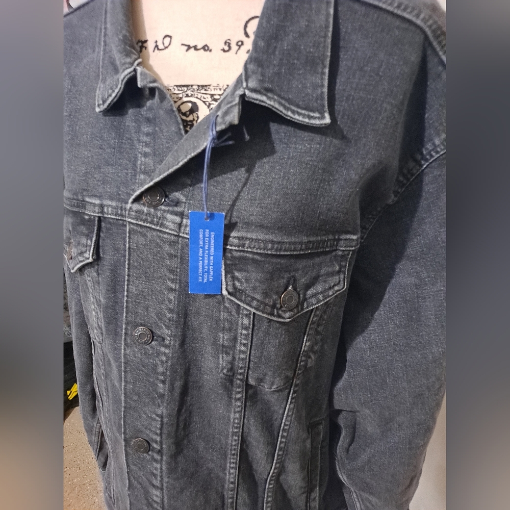Gap Denim Jacket - image 7